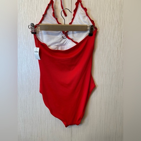New With Tags Old Navy Red Ruffle Halter One-Piece Swimsuit Ribbed Texture Small - Picture 7 of 7